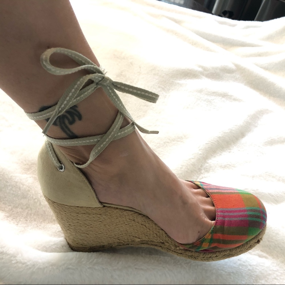 Tommy Hilfiger Wedges in Spring Plaid